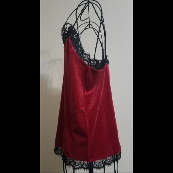 WHBM Red Velvet Black Lace Trim Cami Size Small - Picture 4 of 6